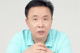 多年的#颈椎 不适，一个瓶子能缓解？这两点一定要注意！#颈椎病 #保护颈椎 #医学科普视频封面