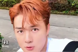 被吴克群的细腻温柔集中，又一次被圈粉了 #吴克群哽咽分享和妈妈的催泪故事  #吴克群对话爆米花男孩  #老有意思旅行社视频封面