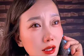 一股劲地的去爱你，却换来了你的转身，你让我一个人如何去收场…..#情感 #死心塌地的爱你 #分手 #姐的霸道给了谁