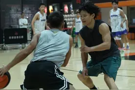 训练当比赛，比赛当训练。视频封面