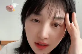 人在无语的时候真的会笑一下 生活有时候总是会来点惊吓#人在无语的时候会突然笑一下视频封面