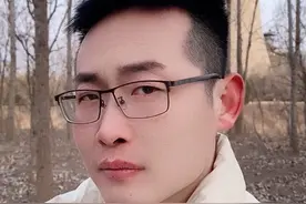 我们不是不活跃了，是向生活低头了#内容启发搜索 #幽默段子 #大实话 #80后 #搞笑视频封面