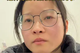 这一路走来我知道我们有多不容易，所以急切的想要一个好的结局，导致我和小北发生矛盾。小北说得对，不管做什么都要一步一步来，太过于着急反而什么也做不好。#王军和小北 #生活不易 #远嫁的姑娘 #一定要看到最后#生活不会辜负每一个努力的人视频封面