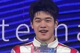 #杨倩 、#黄雨婷 、#潘展乐 三位“乐子人”同台整活。#奥运冠军视频封面