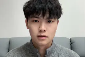 大家好，我是寻亲成功的彭聪聪，感谢大家这段时间对我的关注和喜欢，这个视频我早就应该发的，这几天一直在消化这个事情，没有及时的发出来，有很多朋友关心我是怎么被找到的，这里我统一回复一下，我是通过帽子叔叔先人脸识别技术筛选出来，然后再采血和爸爸妈妈做dna对比找到的，在这里我要特别感谢帽子叔叔一直跟进我的事件21年，以及宝贝回家的志愿者可可姐姐也找了我13年之久，这么多年很难想象老爸老妈是怎么过来的，真的太不容易了。我也是最近才知道我们这个群体的，也接触了很多正在找孩子的家长，他们真的特别不容易，我也特别心疼，在这里我也想告诉大家，如果对自己的身世有所怀疑的，可以到附近的派出所采血点录取dna，让寻找多年的父母可以早日上岸，早日安心，在这里也祝愿大家天天开心  越来越好  谢谢视频封面