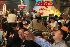 经历过背叛、看清了现实，才懂李宗盛唱的不只是歌，是赤裸裸的人间真相#前奏一响拾起多少人的回忆 #热门音乐🔥 #山里人 #哈尔滨旅游攻略 #哈尔滨文旅视频封面