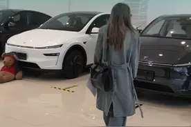 #特斯拉 #焕新y 提车检查清单和注意事项