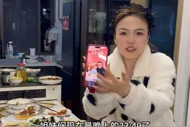 聚餐后家庭主妇的夜生活 不好久不见的朋友畅聊到深夜，老王哄着孩子休息了，一屋子的狼藉，就交给我这个“身经百战的家庭主妇”吧#记录生活 #夫妻日常 #vlog日常 #情感#打扫卫生视频封面