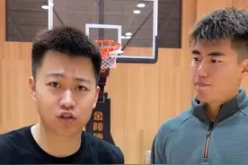 不会急停跳投的兄弟看过来！ @肖熙 @给我姐夫赚彩礼 @于超男-12视频封面