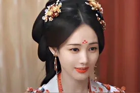 场面一度陷入混乱#书卷一梦 #李一桐 #宋一梦