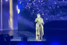 一整晚都太回味了这首翻唱的《流年》🥹#李荣浩南京演唱会视频封面