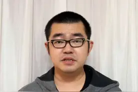 #吴幽回应未兑现1100万捐赠 大家好，我是此次中国矿业大学捐款事件的当事人，也是镜湖资本创始合伙人吴幽。最近因为与矿大捐赠的事情占用了许多宝贵的公共资源，后续我会对这个事，给大家一个回应和解释。视频封面