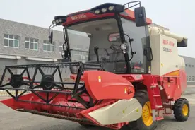 9公斤小麦收割机，雷沃谷神vs中联谷王，颇具渊源的“双雄”比拼