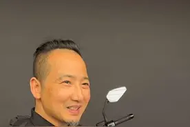 首款小牛跨骑电动摩托车车机系统演示给你看一下，想知道更多细节评论区留言#电动车颜值天花板 #每天推荐好车 #高质感电车喊你入座 #小牛电动春夏新品发布 #长沙小牛电动