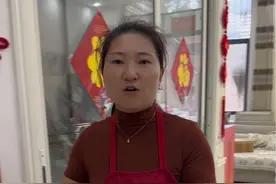中秋佳节除了传统的月饼，还有一道美食也不能错过～中秋饺子！饺子的形状寓意着“元宝”家人们！今天你们也吃了吗…… #记录真实生活 #婆媳 #中秋就是共赴一桌团圆视频封面