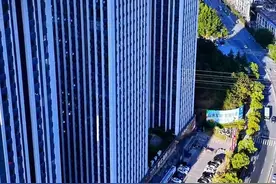 湖北消费最高的城市！#无人机航拍 #航拍中国 #车城传媒视频封面