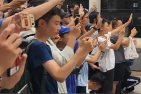 上海南站再无绿皮车