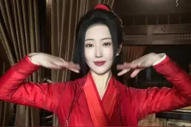 你们要的红衣回来了#电影红嫁衣纸新娘 #鬼新娘 #何雨宸 #拍戏现场 #万物生dj视频封面