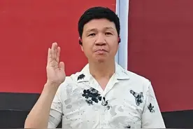 以茶会友 朋友们霸王茶姬的风吹到新源来啦！#商业思维 #创业路上的我们 #努力成为更好的自己 #抖音美食推荐官视频封面