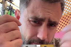 中国当不了世界第一只能当世界第二？ 中国的文化中有一个现象制约了中国成为世界第一。#中国世界第一 #Deepseek #美国 #2025经济预测 #外国人视频封面