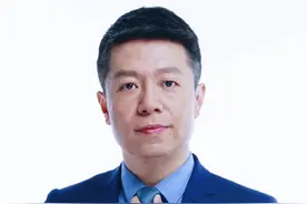 骚扰女博士的教授可能会受到什么处罚？#抖来普法2024 #叔凡说法 #如何看待人大博士举报导师