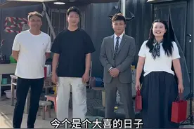 今天是毛毛人生中一个重要的日子，我真心替他感到高兴，看到订婚仪式上毛毛给妞妞表白说“选择我，没有错”，我就知道妞妞真的选对人了，毛毛虽然平时吊儿郎当，但其实他是一个很踏实肯干的人，我相信他能够成为妞妞的依靠，希望他们两个在以后的道路上永远幸福美满#记录我的农村生活 #订婚#正能量