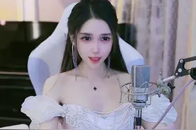 点头yes摇头no 长城炮！颗秒～#绝地求生 #吃鸡 #pubg #游戏主播 #吃鸡女孩视频封面