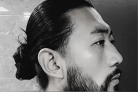 留络腮胡被说脏，留长发被说邋遢，干脆一起留，看你还说啥？#创作灵感 #络腮胡 #络腮胡养成#长发男生 #络腮大汉视频封面