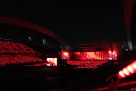 《念》我还是那个少年 不曾被世界催眠  一定会拯救世界#薛之谦