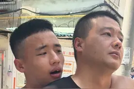 牛牛：你要不让我抱，我就让你进我黑名单里待着了#人类幼崽 #牛牛视频封面