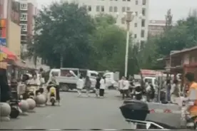 一个17岁的男孩，身高183，很帅，很腼腆，马上要去外国留学视频封面