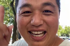 真的有学校给学生装空调用空调吗？这是我一直想问的一件事！#空调 #学校 #学生 #宿舍空调 #教室视频封面