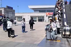 2024年5月2日上午10点，实拍秦皇岛火车站，没视频真不敢相信。