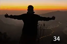 六年之约 中国农历新年和十年的好兄弟 不管春节的英文名字是什么，都改变不了春节对我们的本质和含义。春节的意义呢，在于合家欢乐，辞旧迎新，是中华文化几千年来的传承。跟我的好兄弟们也认识十周年，期待下一个十年。#六年之约 #jack要加油 @Jack要加油 @可爱爸爸视频封面