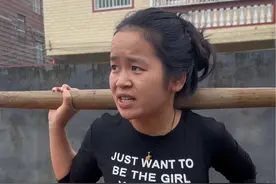 挑水是小时候的噩梦，你们还记得吗#挑水 #小时候的回忆 #农村生活视频封面