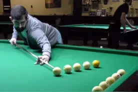 俄式台球。俄罗斯人打台球 #粤语 #俄式台球 #俄罗斯台球 #战斗民族 #俄罗斯