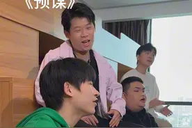 爱的时候用尽全力，毫无保留，走的时候落落大方，不再回头。视频封面