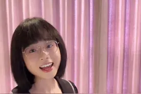 《big big world》一首好听的英文歌 #bigbigworld #英文歌曲100首超好听 #校园里的精选