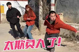 #搞笑 #反转  这次就让舅舅一个人孤军奋战吧！！！#一定要看到最后视频封面