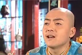 箫剑真的刻画的很潇洒，这就是演员的松弛度吧，并没有很端着#因为一个片段看了整部剧 #老剧回看 #还珠格格