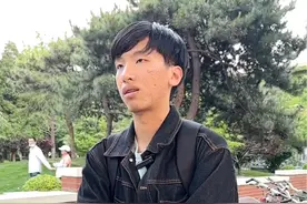 15% 人大附中应该是全国清北录取率最高的学校了吧，怎么才能让孩子上人大附中呢#清华大学#街访视频封面