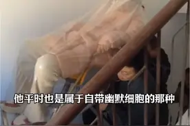 剖腹产出院被包裹成“宇航员”丈夫自制“轿子”抬妻子回家 网友：虽然夸张，但家人是真的重视#女子产后出院被老公套袋抬回家 #剖宫产后下床的正确方式 #家人之间需要的是理解和包容  #幸福视频封面