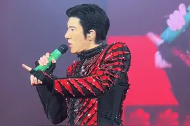 王力宏南昌演唱会泪洒现场，感谢南昌！二哥，我们也想谢谢你，这么坚定的选择了我们江西南昌！#向世界推介江西 #王力宏 #王力宏南昌开唱视频封面