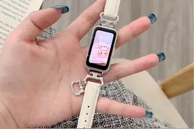 还是白色的华为手环9好看！#华为手环9 #华为手环 #华为手环9表带 #华为手环9nfc #华为表带视频封面