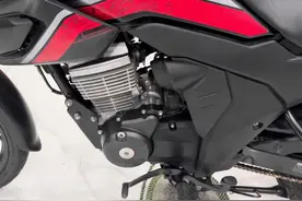 售9900元，本田新款摩托CB150，油耗低，续航500公里 #摩托车视频封面
