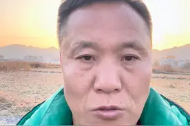 孩子找到了，却回不到亲生父母身边，甚至有的认贼作父和买家一起来坑害亲生父母，这种情况怎么办啊？万能的要求，完善萤火虫啊，你们有没有好的意见和方法吗？ #严厉打击拐卖妇女儿童 #杜小华 #杜后琪 #亲爱的原型只剩杜小华未找到孩子 @YM Ackerman @小米奇回家 @Mickey_菜菜 @黑夜一束光🌻 @大辰小爱 @萌面怪兽🌱 @2025米奇回家 @妙妙丫丫 @寻儿小米奇视频封面