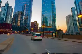 摩天大楼之乡芝加哥，1885年全世界第一座摩天大楼诞生于芝加哥。#航拍奇缘 #旅行 #美国视频封面