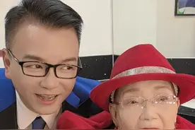 “老舅妈”虚岁100了，依然反应灵敏，口齿清晰，真是让人佩服之至！#后台欢乐多 #长寿奶奶视频封面