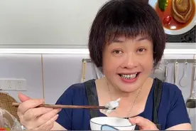 天气转冷了，当然吃胡椒九肚鱼，吃完暖呼呼的#家常饭菜 #九肚鱼做法 #粤菜 #同城美食 #地方特色美食