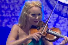 豪瑟&卡罗琳·坎贝尔《加勒比海盗》#音乐#音乐分享 #音乐现场